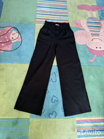 Брюки широкие черные 42