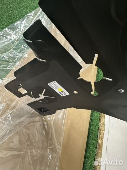 Воздуховод радиатора верхний BMW X7 G07