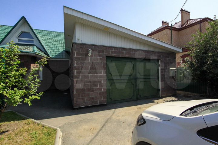 Коттедж 285,2 м² на участке 25 сот.