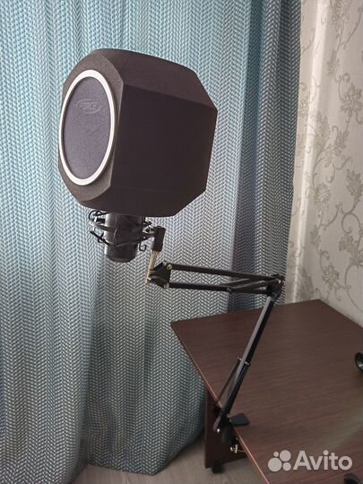 Микрофон Alctron + Поп фильтр, экран + Пантограф