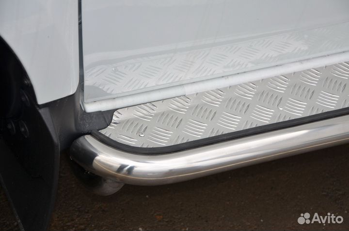 Пороги подножки нержавейка Renault Duster 2011г