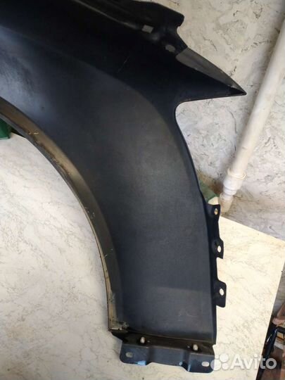 Крыло переднее левое Audi A8 D3 4E0821105K