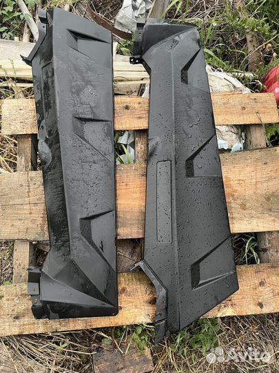 Накладки порогов CF625-Z6 EFI