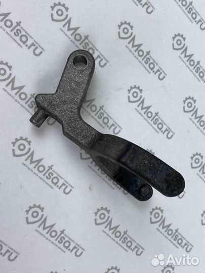 Вилка сцепления (разблокировки) мб-3 Нева (005.47