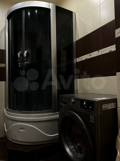 2-к. квартира, 76 м², 3/9 эт.