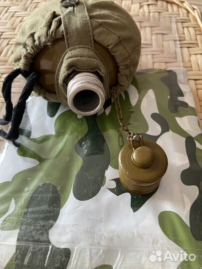 Фляжка армейская