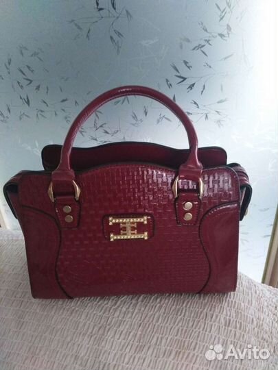 Сумка лаковая, новая