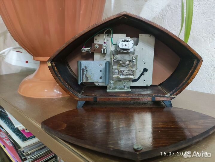 Часы настольные Энергия