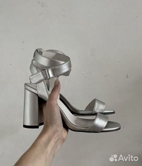 Босоножки 37-38