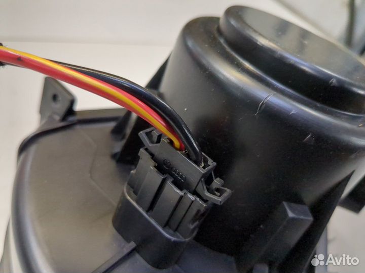 Двигатель отопителя Volkswagen Touareg, 2005