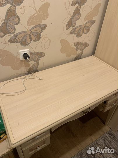 Туалетный столик