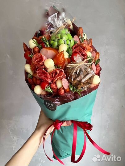 Мужской букет из колбасы