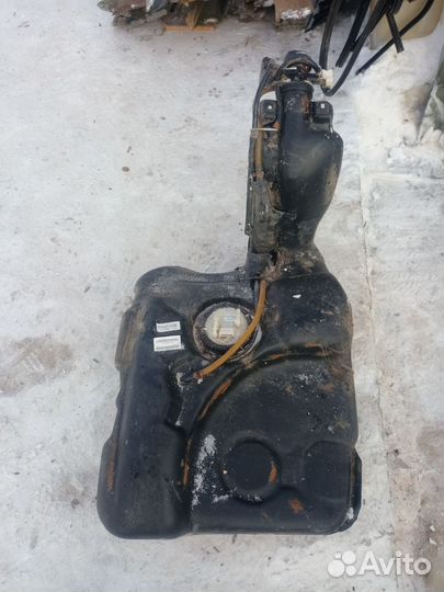 Бензобак (топливный бак) Chery Amulet