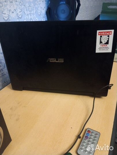 Ноутбук asus