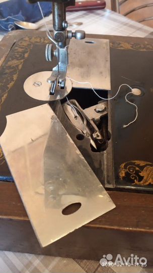 Машинка швейная раритет, старинная