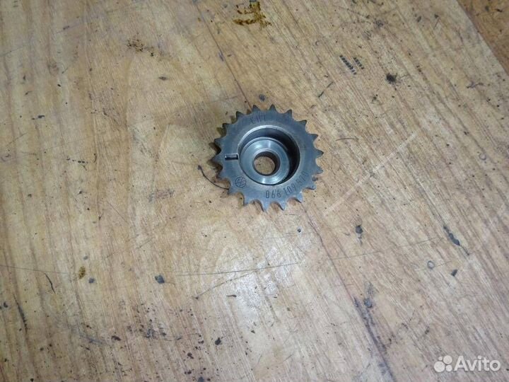 Шестерня промежуточная Volkswagen Golf IV/Bora 19