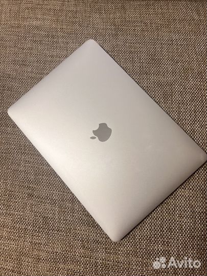 Apple macbook Pro 13 M1 8gb 256ssd