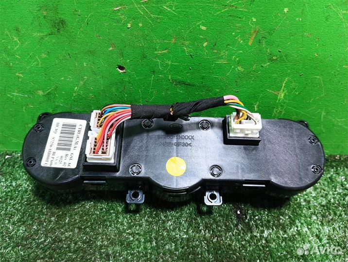 Панель управления отопителя KIA ceed (ED) 2008