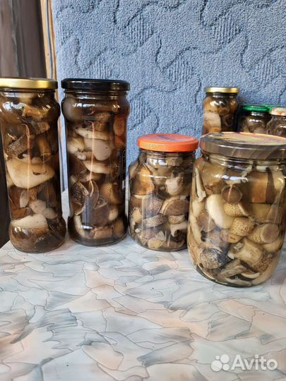 Грибы маринованные премиум, (цена от емкости)