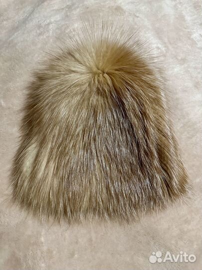 Шапка из лисы женская