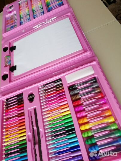 Набор для рисования и творчества из 208 предметов