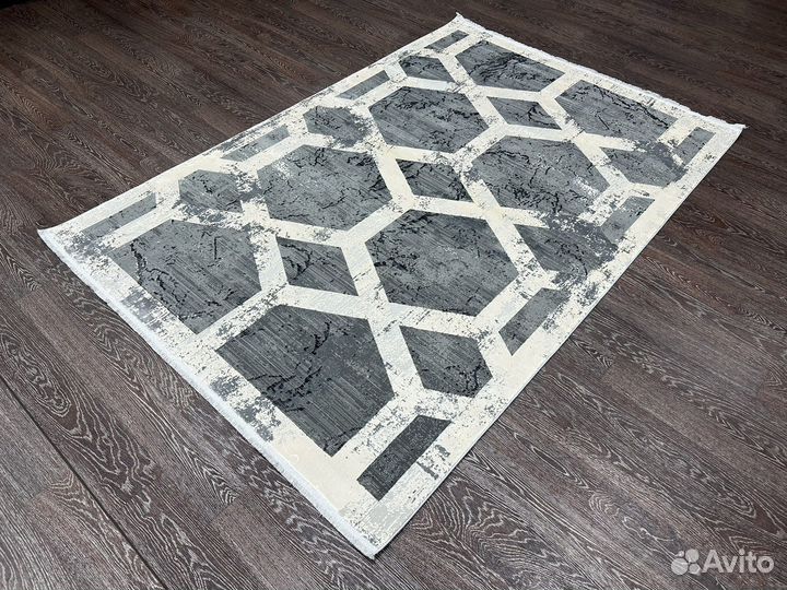 Ковер вискозный 1.6х2.3 Olimpos