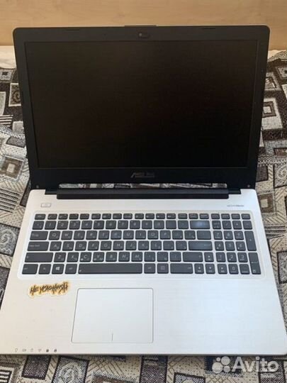 Ноутбук Asus (i3-1732U/8Gb/320/GeForce GT 720M)