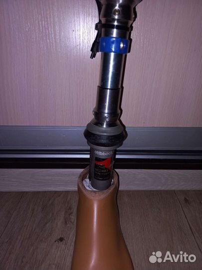 Протез левой ноги голени Ottobock