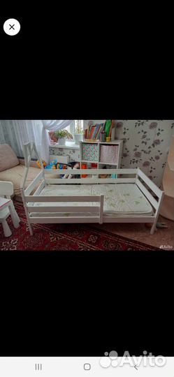 Детская кроватка