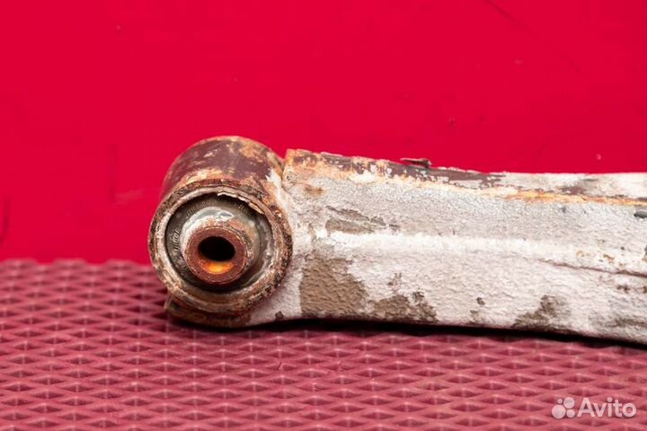 Рычаг подвески нижний задний правый Kia Ceed 1G