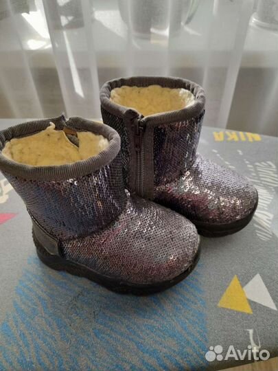 Ботиночки на девочку 22