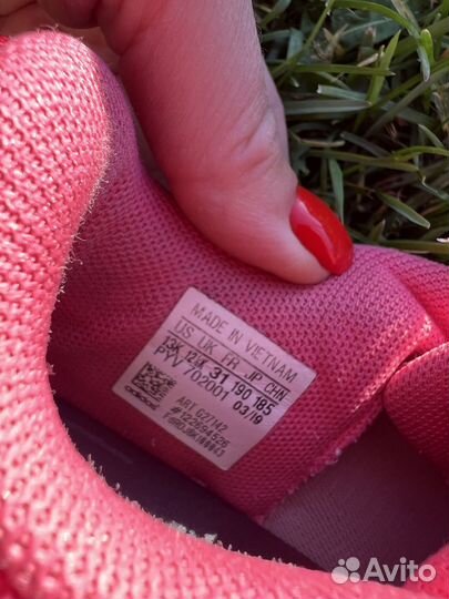 Кроссовки adidas для девочки