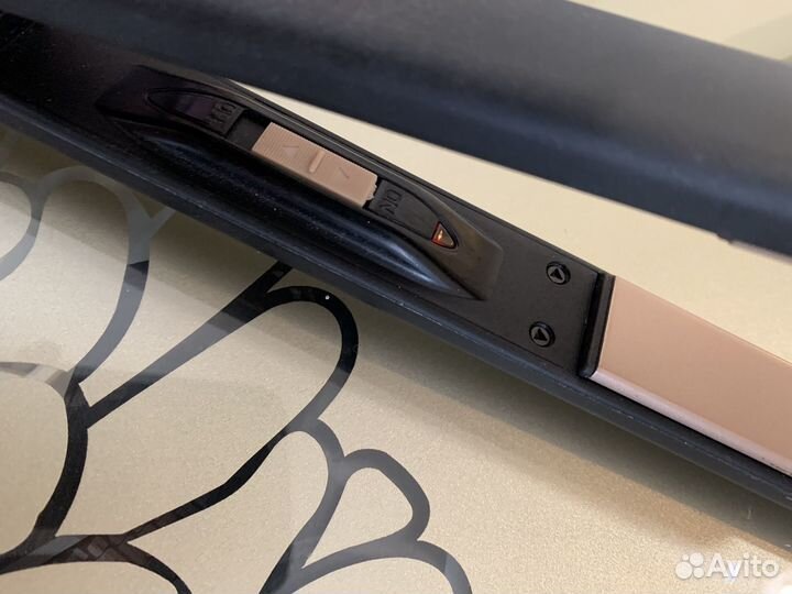 Выпрямитель для волос плойка