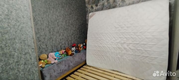 Матрас 180 200 бу