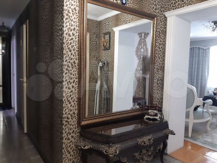 3-к. квартира, 77 м², 8/9 эт.