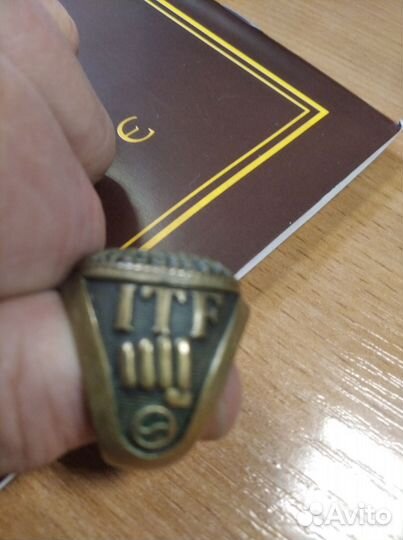 Мужской перстень