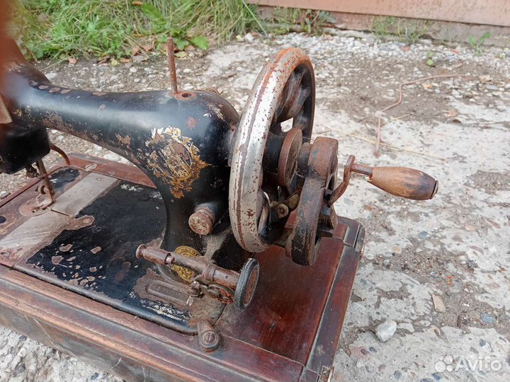 Швейная машина зингер Singer