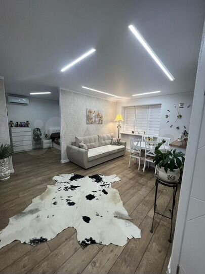 2-к. квартира, 50 м², 1/5 эт.