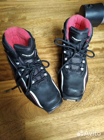 Лыжные ботинки детские