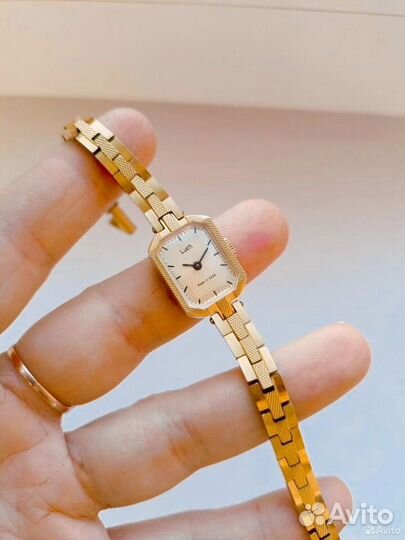 Часы СССР луч женские новые с хранения