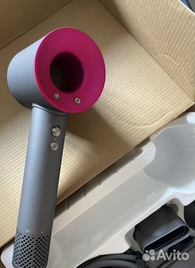 Фен для волос Dyson Supersonic