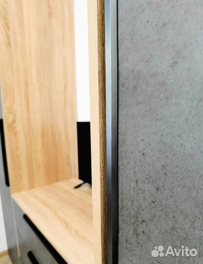 Распашной шкаф на заказ. Фабрика