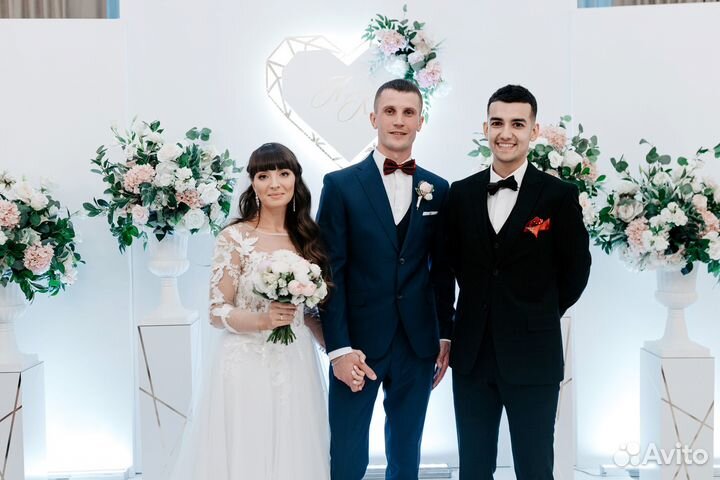 Ведущий на мероприятие