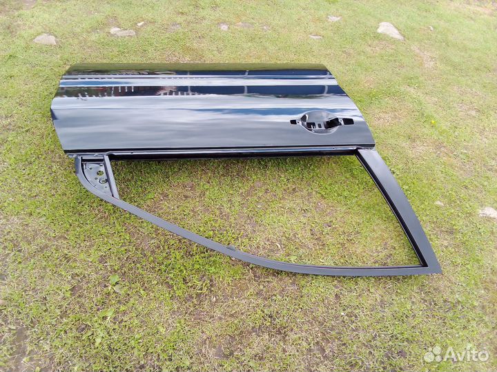 Дверь передняя правая Lancer 9