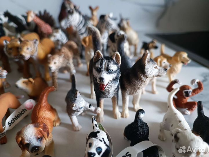 Фигурки животных Schleich пакетом