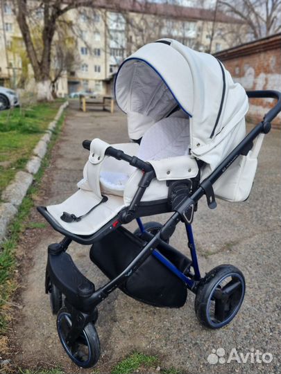 Коляска 2 в 1 adamex