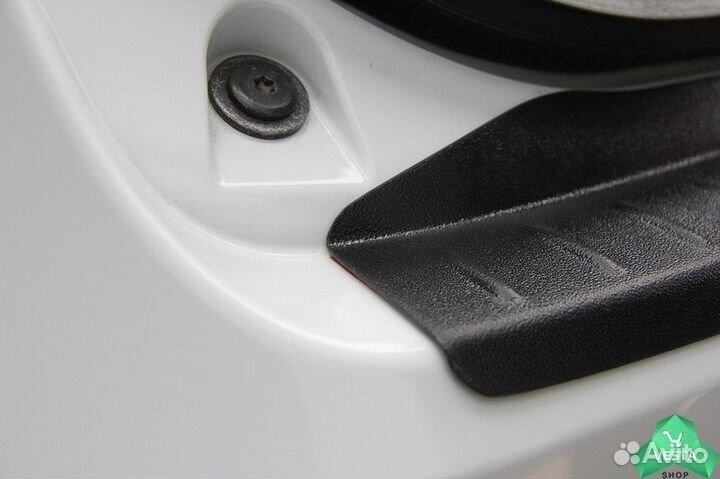 Накладка заднего бампера Лада Веста кросс