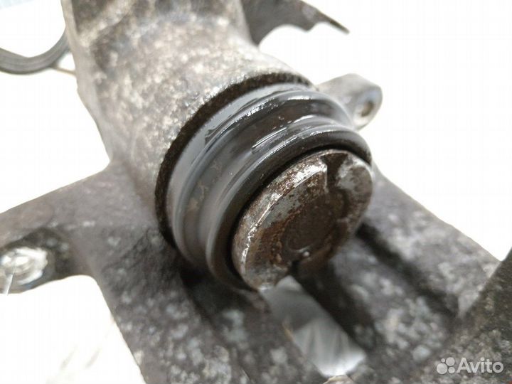 Суппорт задний левый для Volkswagen Passat 5