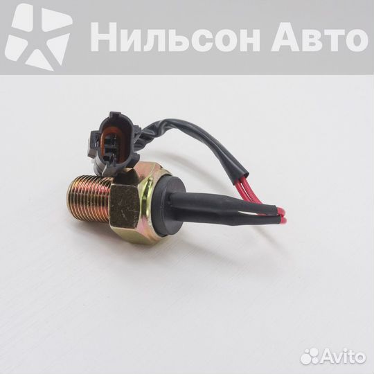 Датчик заднего хода isuzu ELF, zevs