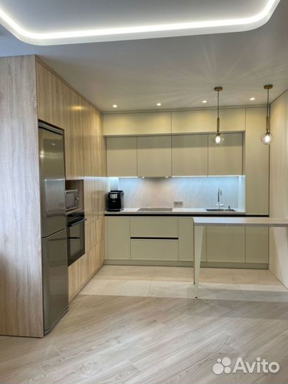 Кухня новая